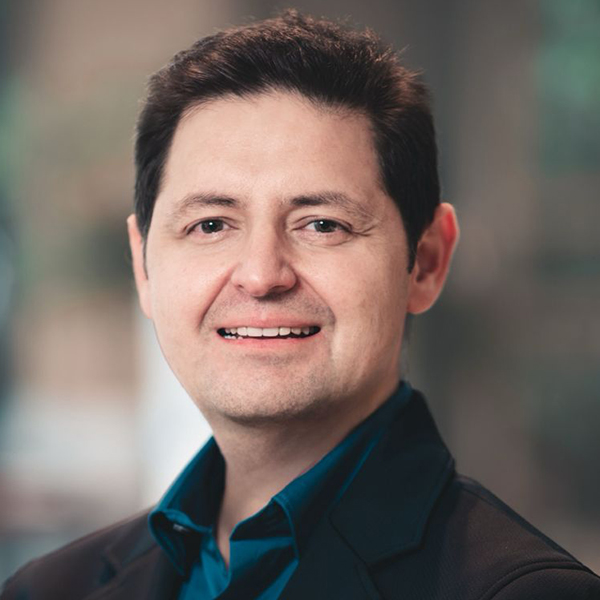 Dr Cristian Pedreros